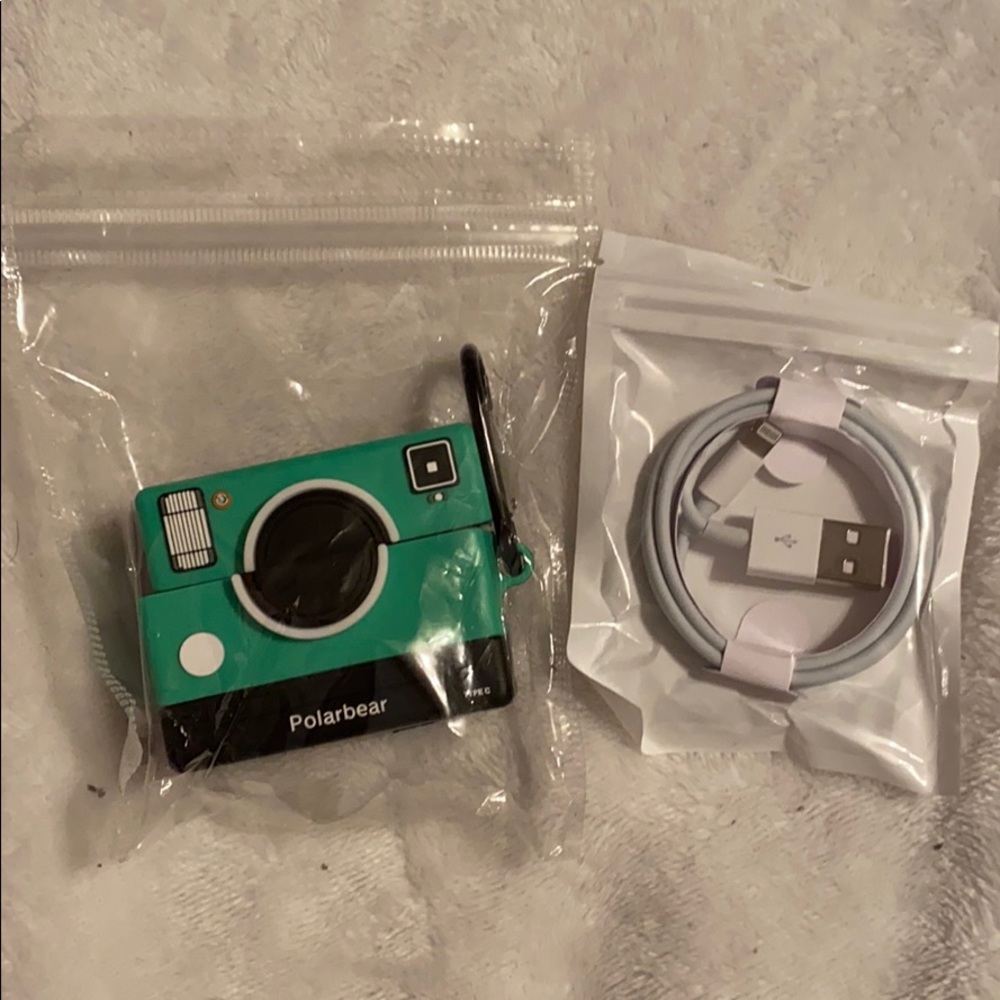 Camera AirPods Pro case